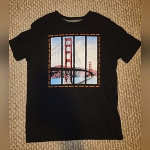 Boys Old Navy Golden Gate t-shirt black size M(8)